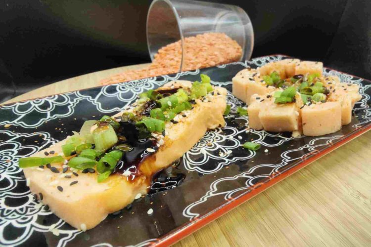 Un exemple de ce qu'on peut faire avec du tofu de lentilles corail